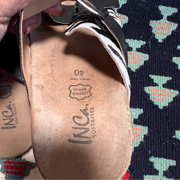 INCA ROSE Sandals - Picture 9 of 11